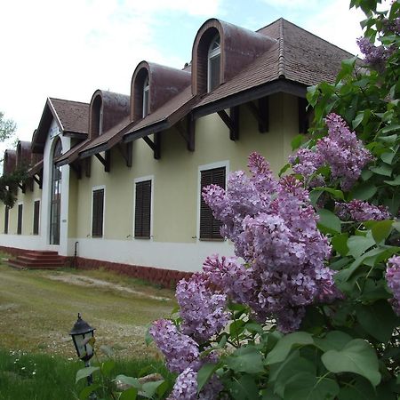 Aranyhid Hotel Balatonboglár Eksteriør billede