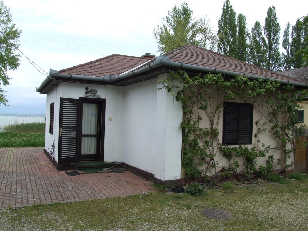 Aranyhid Hotel Balatonboglár Eksteriør billede
