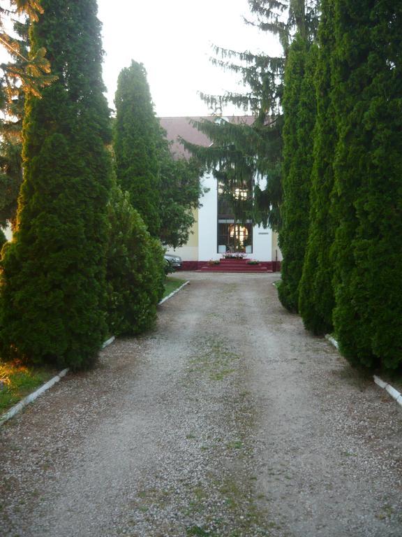 Aranyhid Hotel Balatonboglár Eksteriør billede